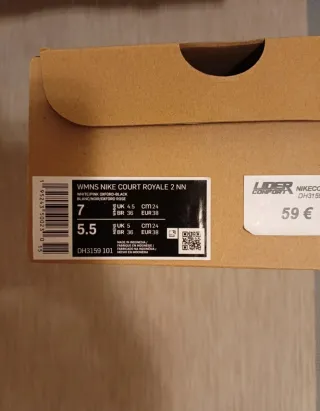 Zapatillas Nike Court Royale Blancas y Rosas