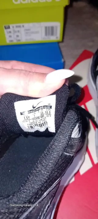 Zapatillas Nike air max originales del número 33