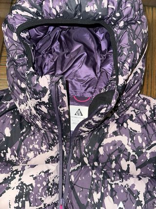 Chaqueta Nike ACG Morado Talla M
