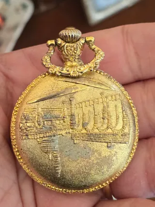 Orologio da taschino dorato al quarzo