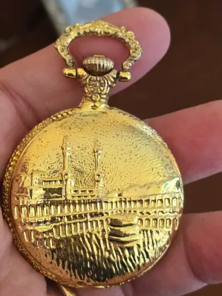 Orologio da taschino dorato al quarzo