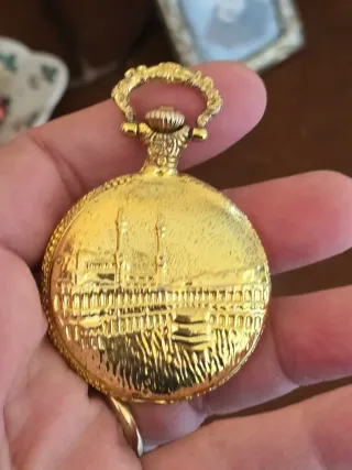 Orologio da taschino dorato al quarzo