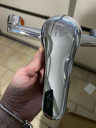 Grifo bañera IDRO cromado.