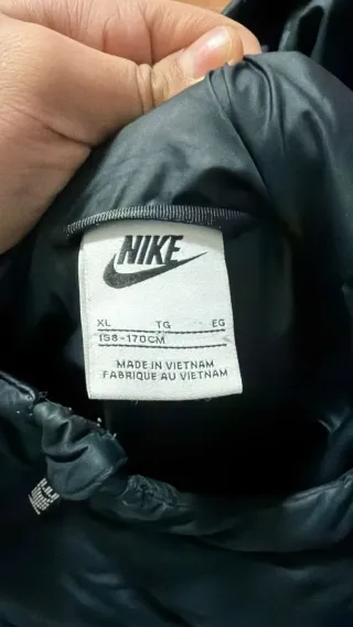 Chaqueta Nike acolchada negra niño talla XL de niñ
