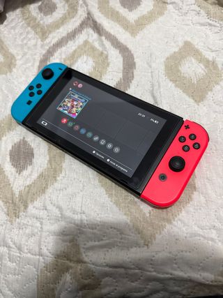 Nintendo Switch V2 Azul/Rojo
