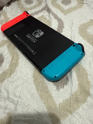 Nintendo Switch V2 Azul/Rojo