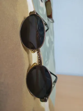 Gafas de sol vintage marrones y plateadas