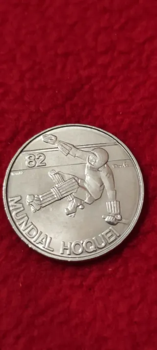 4 Moedas Comemorativas 25 Escudos Cuproníquel