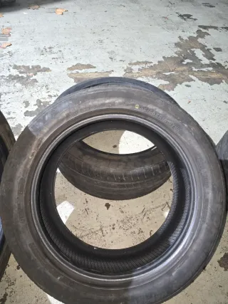 Neumáticos 235/50R18 97W casi nuevos y 255/45r18