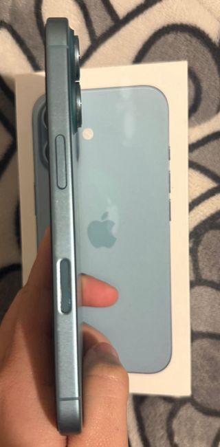 iPhone 16 256GB azul