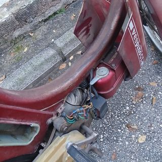 Vespino GL Roja matriculada