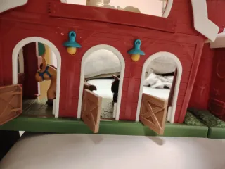 Granja de animales de juguete