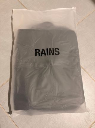 Borsa tracolla Rains antipioggia porta PC nera