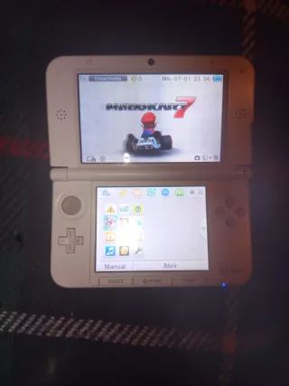 Nintendo 3DS XL Blanca + Cargador