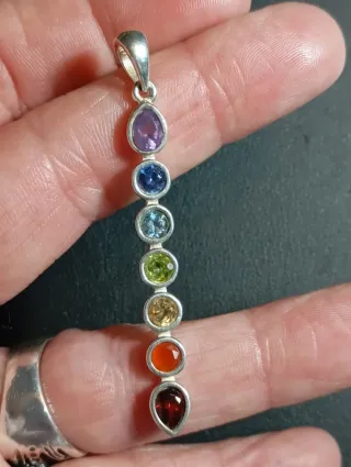 Colgante Plata Ley con Piedras Chakra