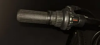 Bicicleta GT Avalanche Negra marca Shimano