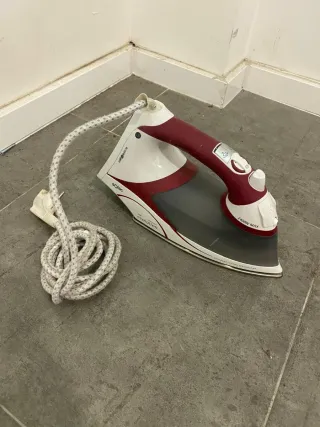 Plancha de vapor 2400W