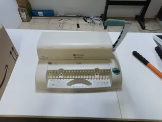 Encuadernadora Rexel CC256