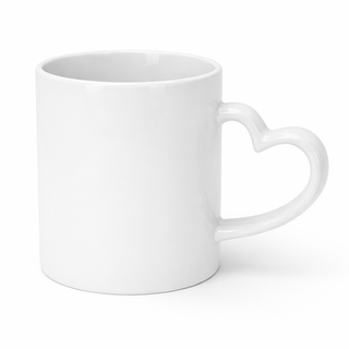 Taza blanca con asa de corazón