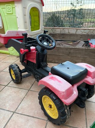 Tractor infantil a pedales