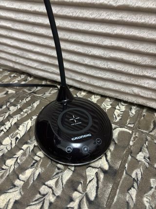 Lámpara Escritorio LED Grundig Carga Inalámbrica
