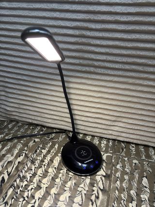 Lámpara Escritorio LED Grundig Carga Inalámbrica