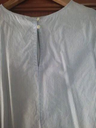 Camisa de rayas azules