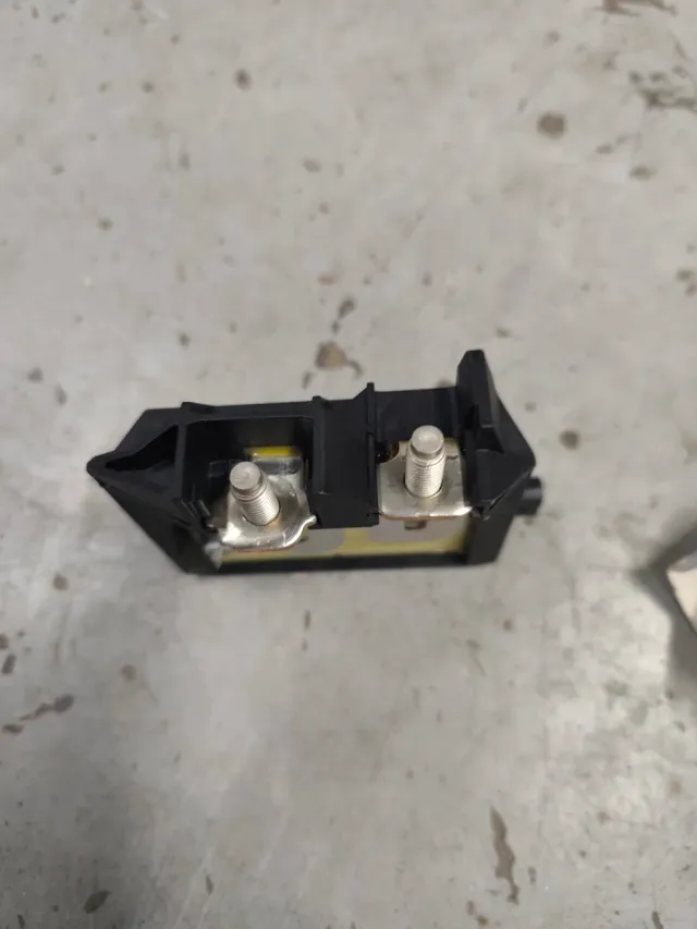 Limitador Corrient Mercedes Sprinter.  A9079060100