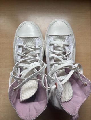 Zapatillas Converse Blancas y Rosas