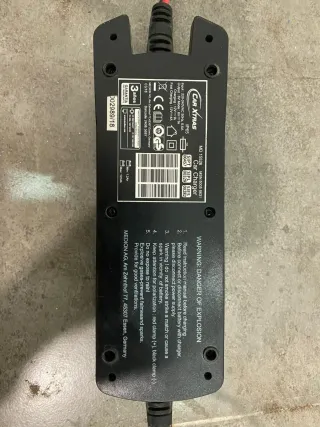 Cargador Batería Coche Car Xtras 12V