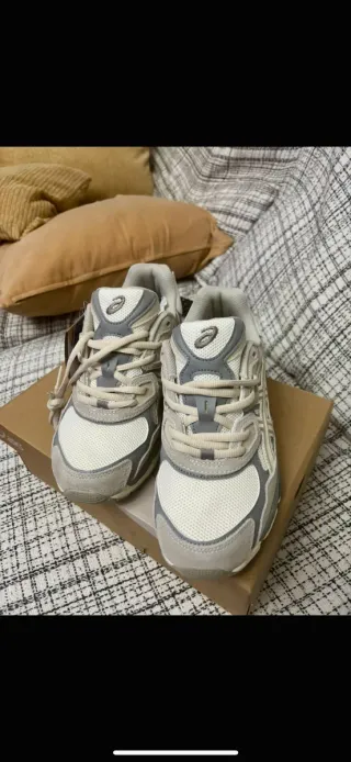 Asics Gel NYC Beige/Azul/Rosa