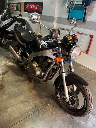 Suzuki GS500E