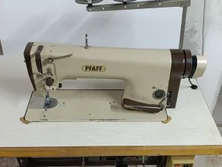 Máquina de coser industrial Pfaff