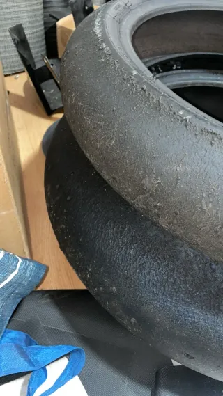 Michelin power Slicks performance 120 y 200