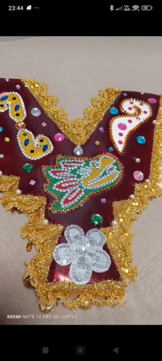 Disfraz de Carnaval Dorado y Rojo