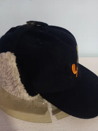 Gorra Vintage Tweety Pie Negro Orejeras