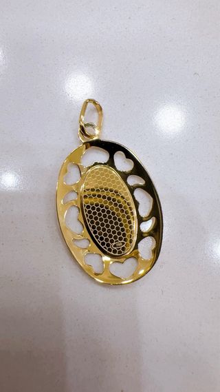 Ciondolo medaglia religiosa in oro 18kt 750