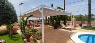 Toldo retráctil y te lo monto