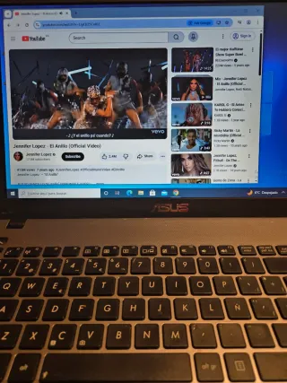 Portátil ASUS F550C