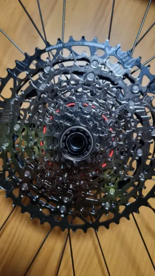 Ruedas: Syncros Silverton 2.5-30 CL.F: 15x110mm.R: