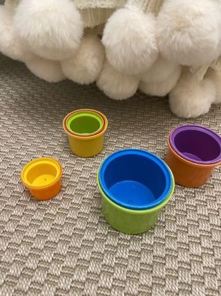 Juguetes apilables y encajables para bebés