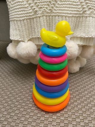 Juguetes apilables y encajables para bebés