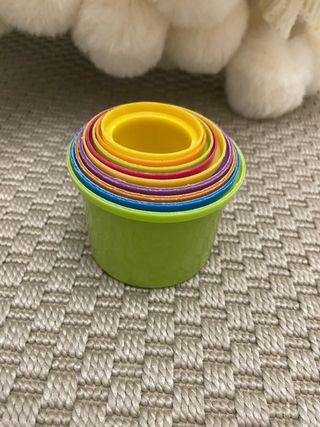 Juguetes apilables y encajables para bebés