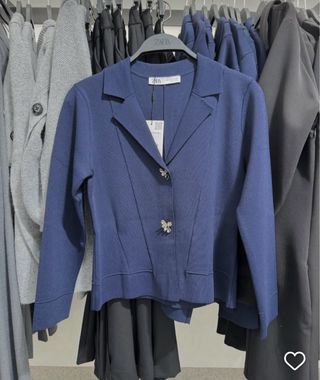 Chaqueta Zara punto flor botón M