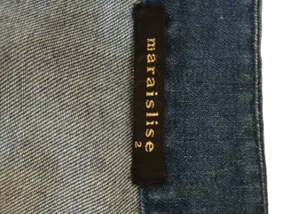 Minifalda vaquera bordada