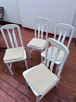 Juego de 4 sillas de comedor blancas