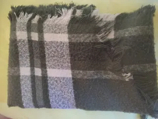 Bufanda Parfois verde con rayas