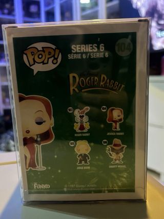 Funko Pop Disney 104 Jessica Rabbit y funda