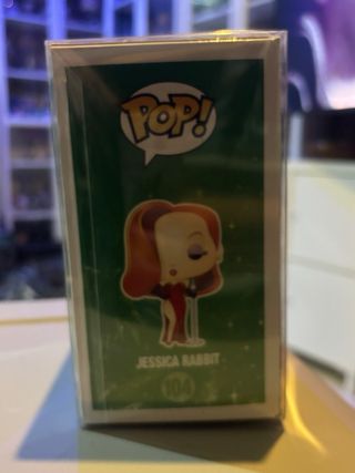 Funko Pop Disney 104 Jessica Rabbit y funda