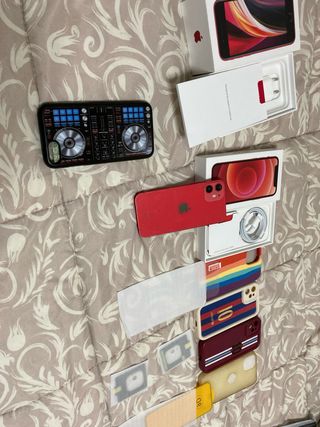 iPhone 12 mini e SE 2020 Rosso